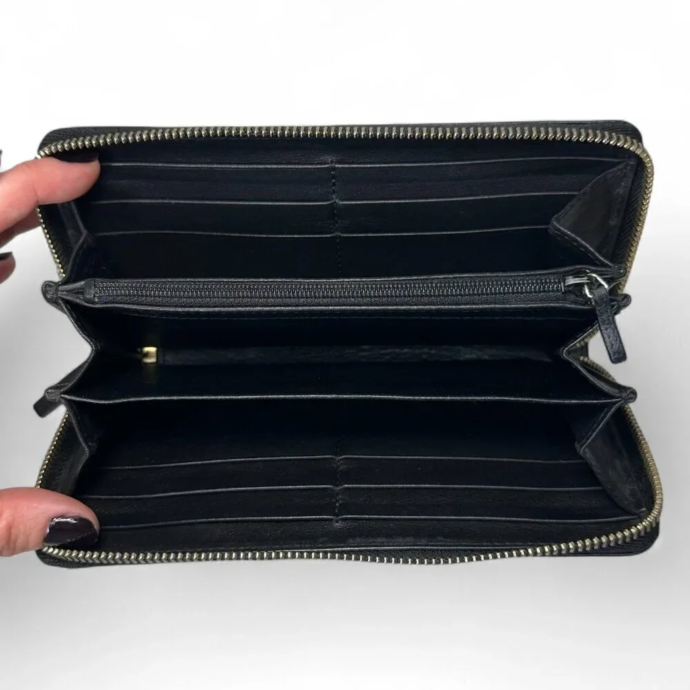 GUCCI Guccissima Leather Zip Around Long Wallet, Black GG Embossed - Picture 5 of 15